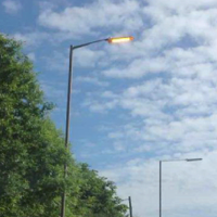Report a broken street lamp